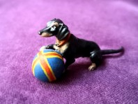 Собака Такса с мячем, Европа нач. ХХ в. Австрия