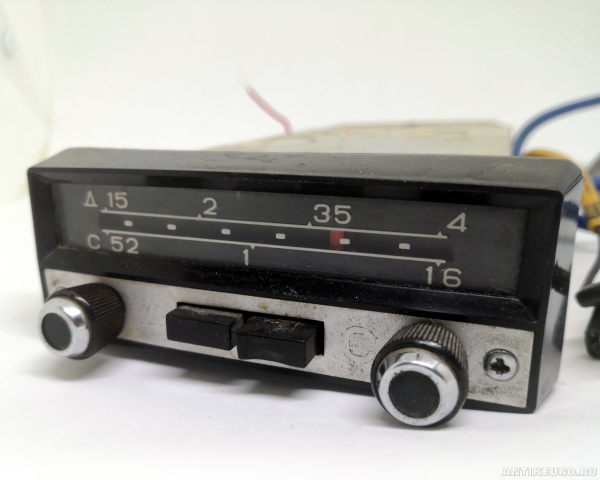 Радио А370М в Жигули 2101-2102, Москвич 407-412, СССР, 1960е.