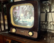 Телевизионный приёмник, телевизор "Старт-2" СССР 1957 года, переделка. СССР